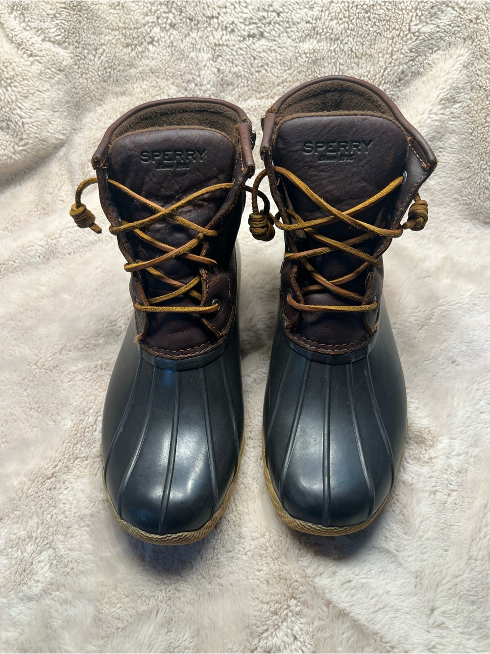 Sperry Womens rain boots size 8